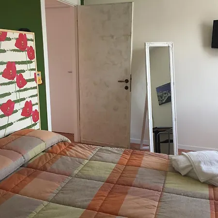 Caffe Nazionale 3* ستريزا